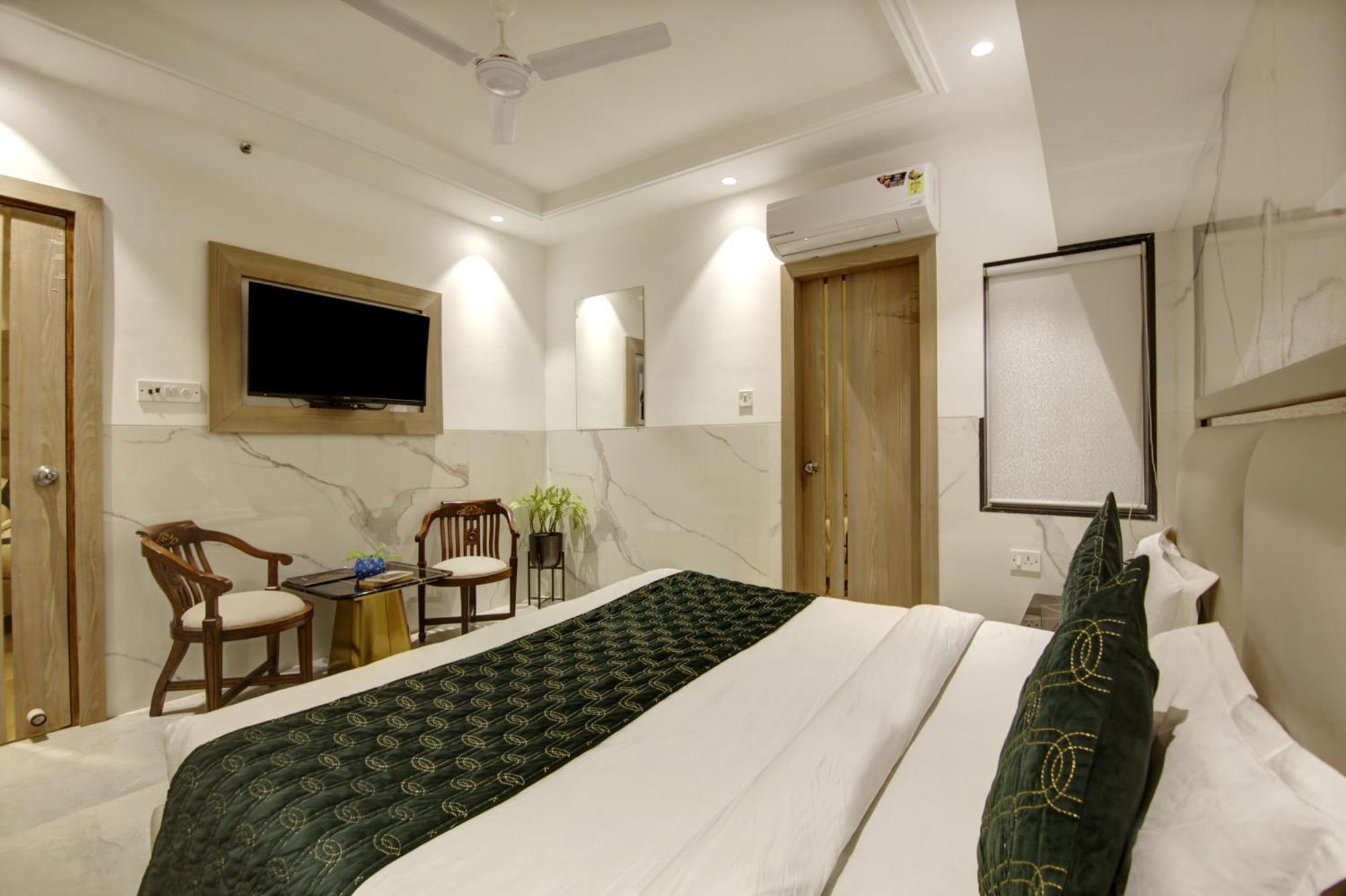 Hotel Delhi 37 By Star Group Near Delhi Airport New Delhi Exterior photo
