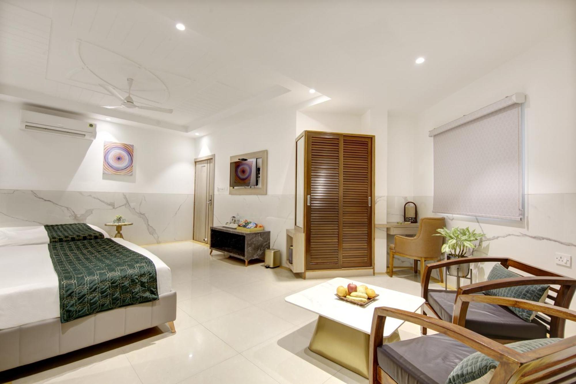 Hotel Delhi 37 By Star Group Near Delhi Airport New Delhi Exterior photo