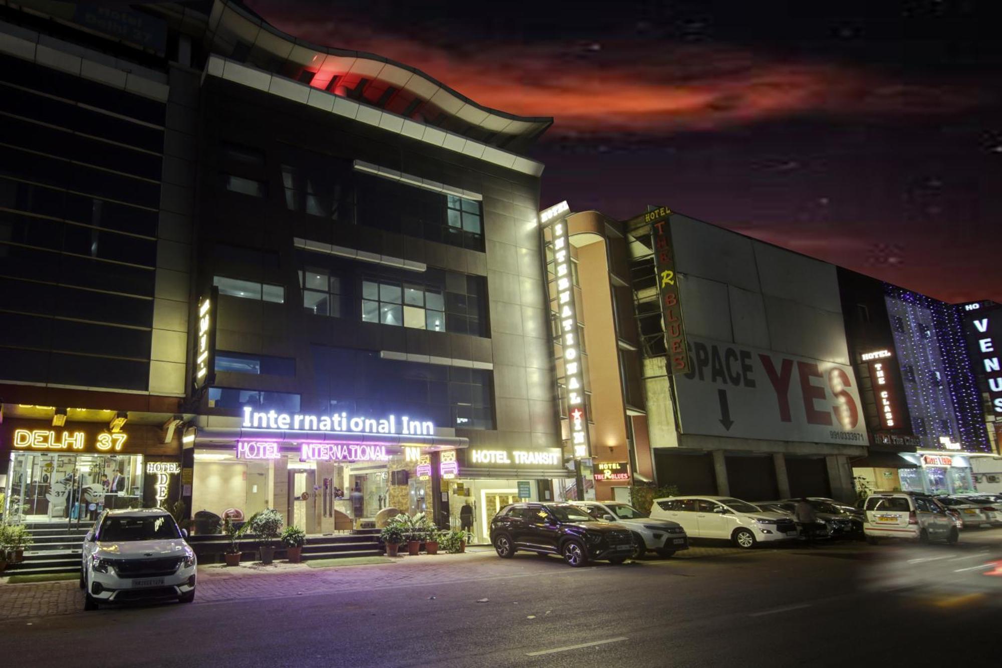 Hotel Delhi 37 By Star Group Near Delhi Airport New Delhi Exterior photo
